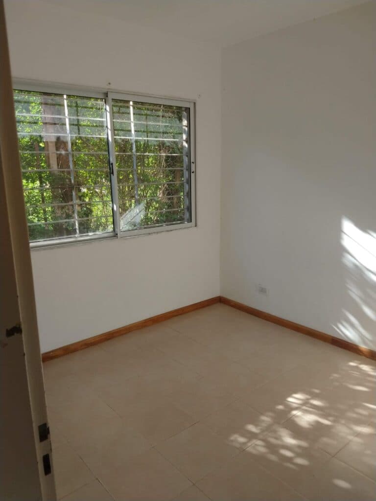 !!! Departamento en zona centro! (2-161)