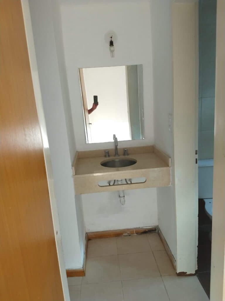 !!! Departamento en zona centro! (2-161)
