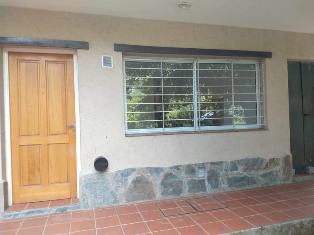 !!! Departamento en zona centro! (2-161)