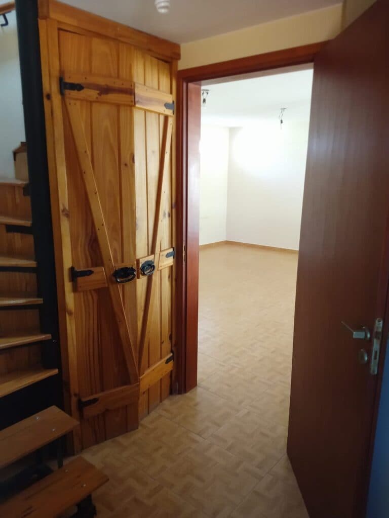 Amplia casa, ideal inversión!
