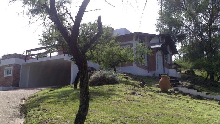 Espectacular casa en barrio cerrado