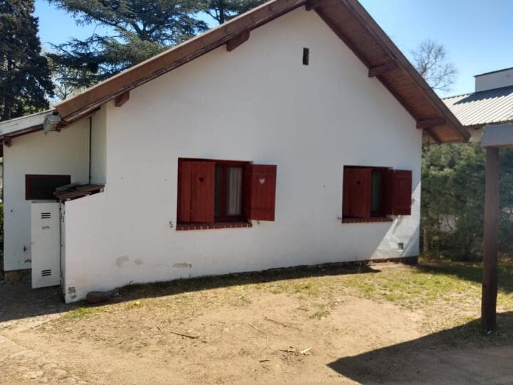 Gran oportunidad casa + amplio parque
