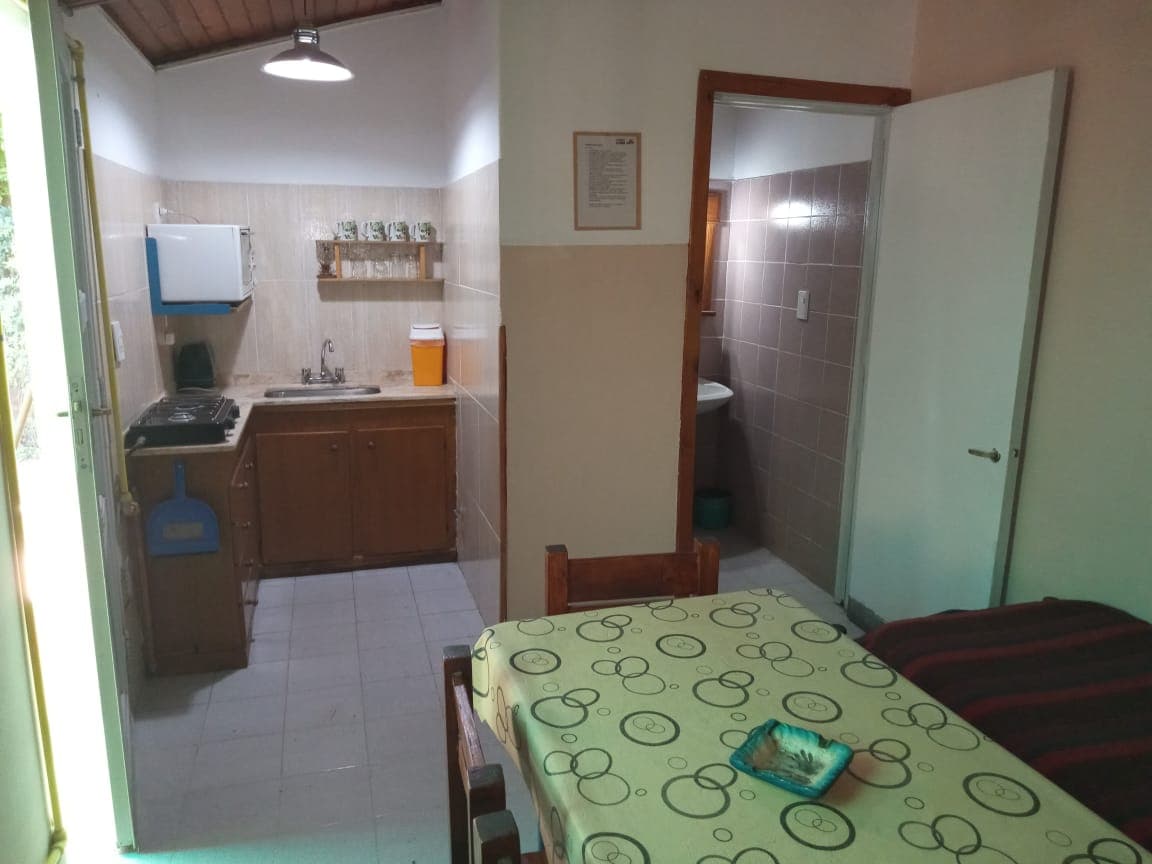 Complejo de 4 cabañas, frente al Rio de Santa Rosa de Calamuchita