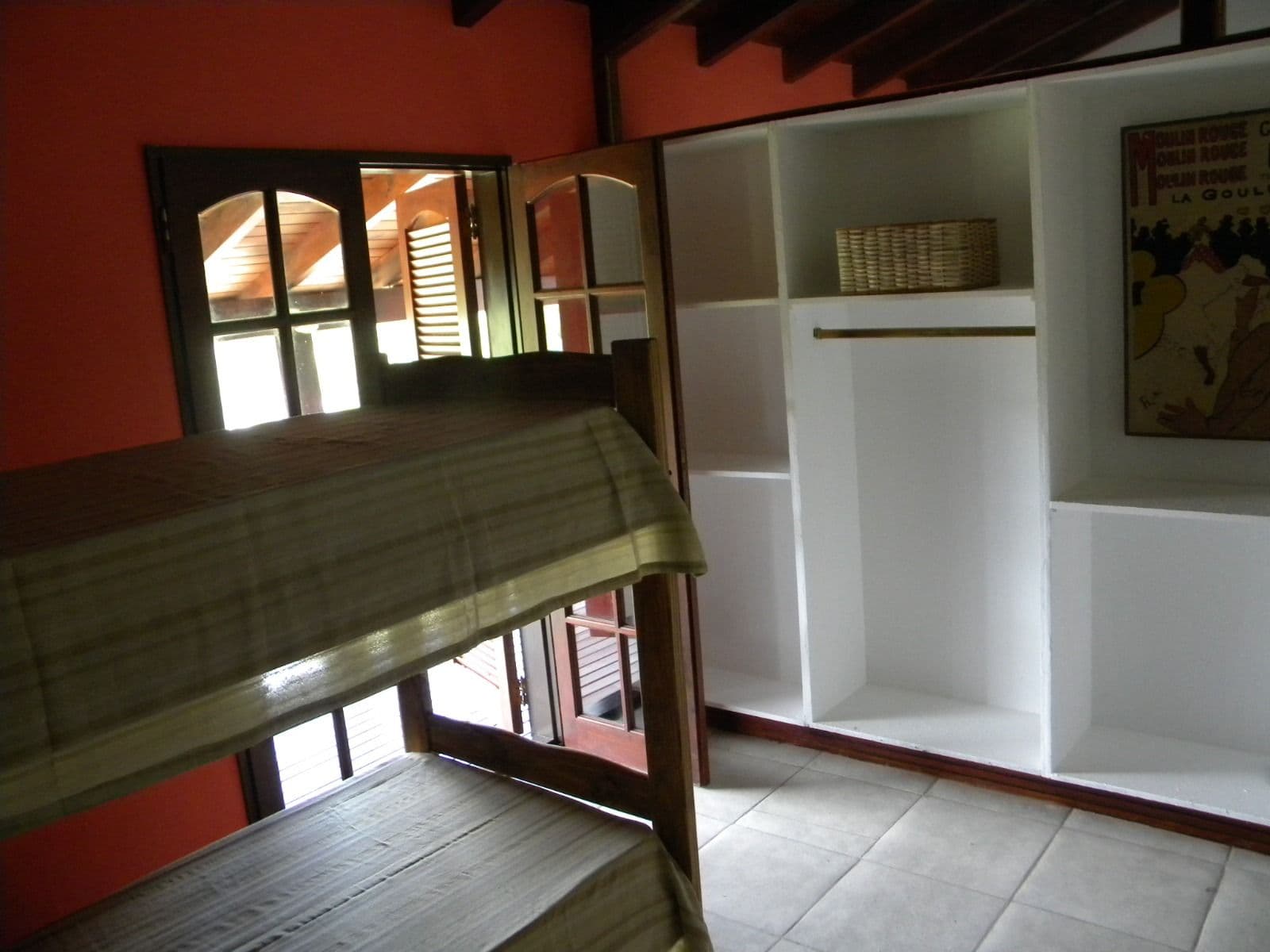 Hermosa casa a estrenar B° Las Lagunitas