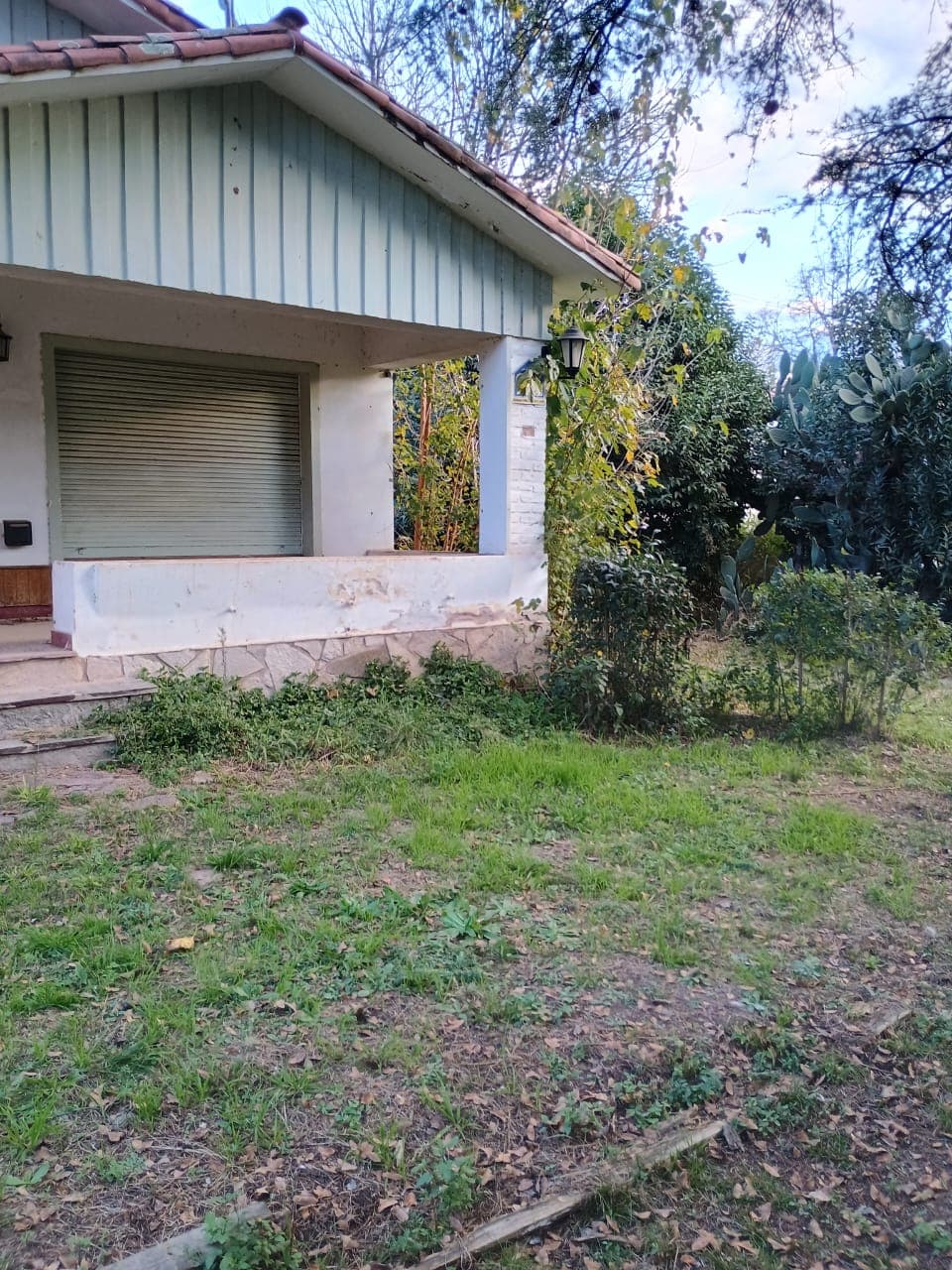 2 casas con parque arbolado