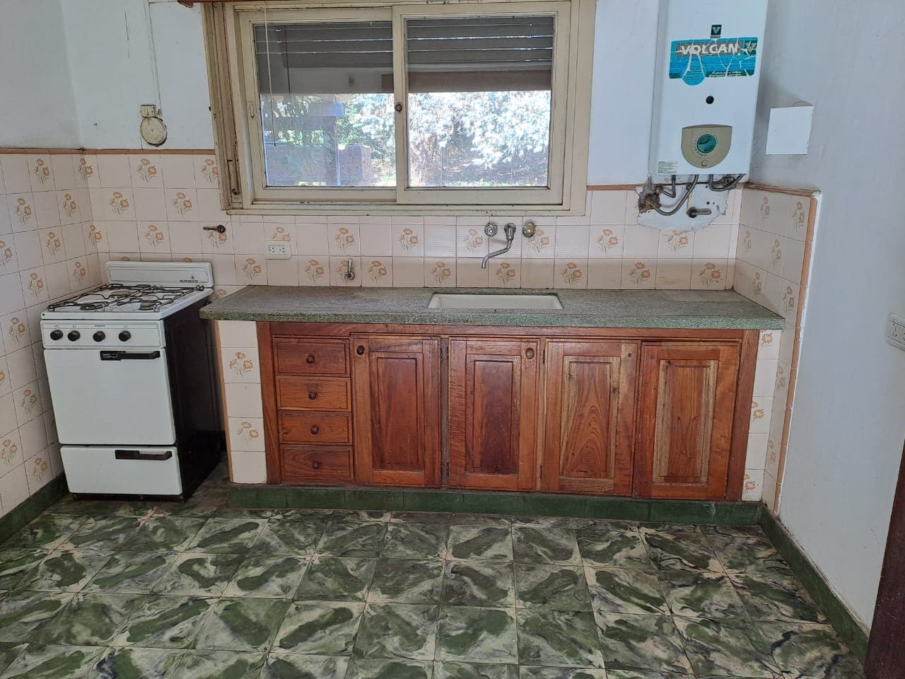 2 casas con parque arbolado