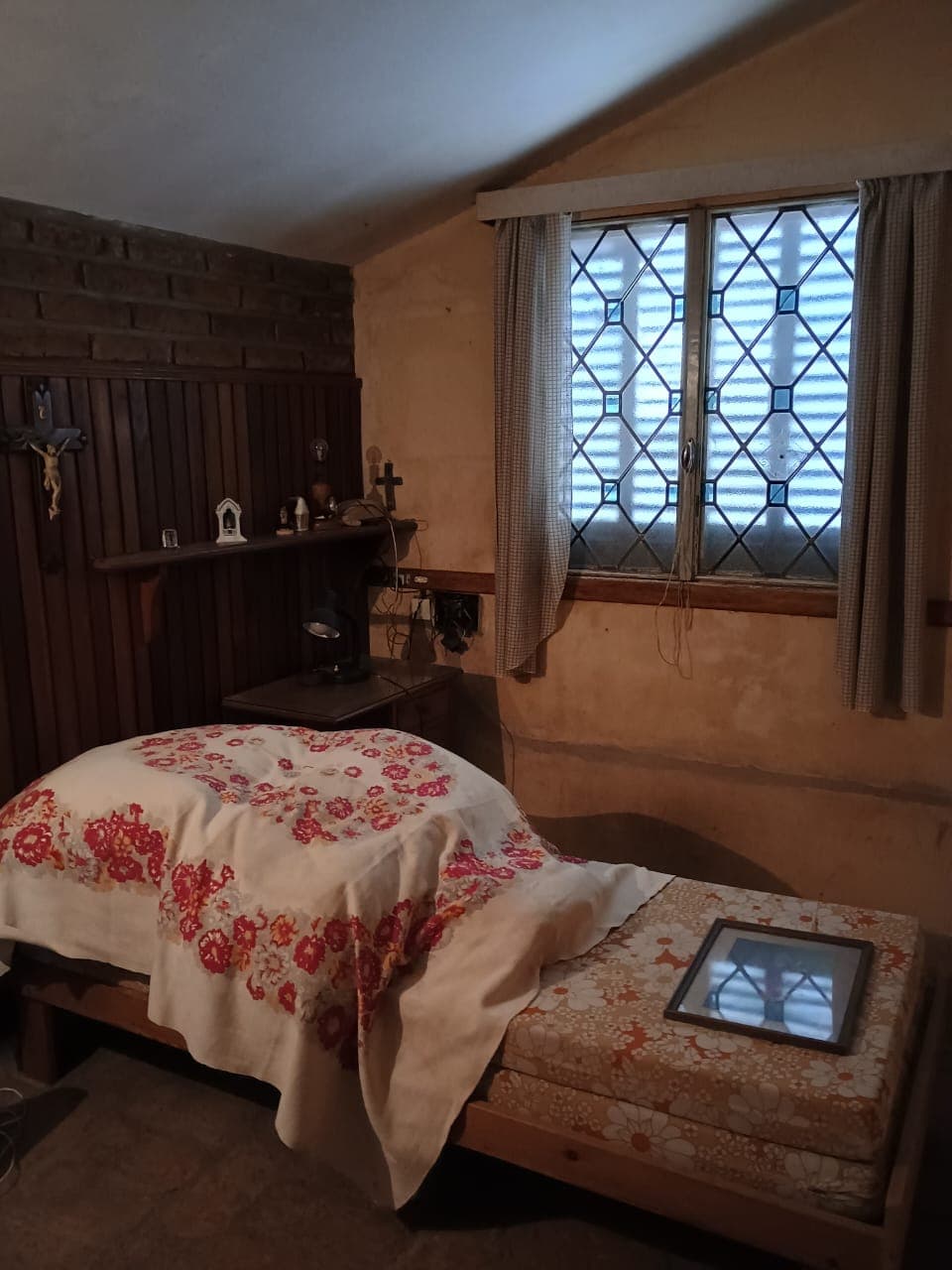 Hermosa casa con taller/cochera