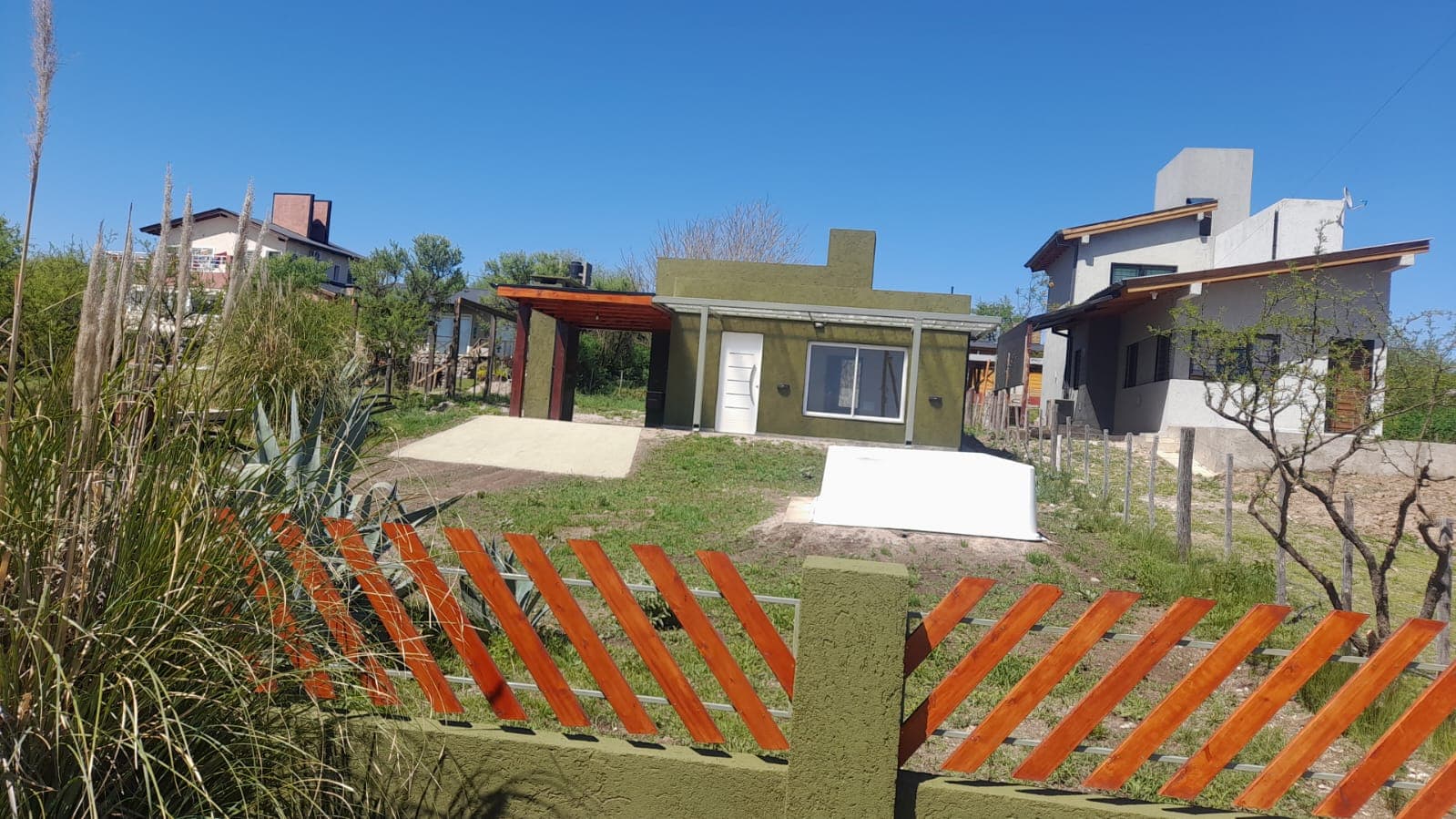 Hermosa Casa a estrenar en Santa Mónica
