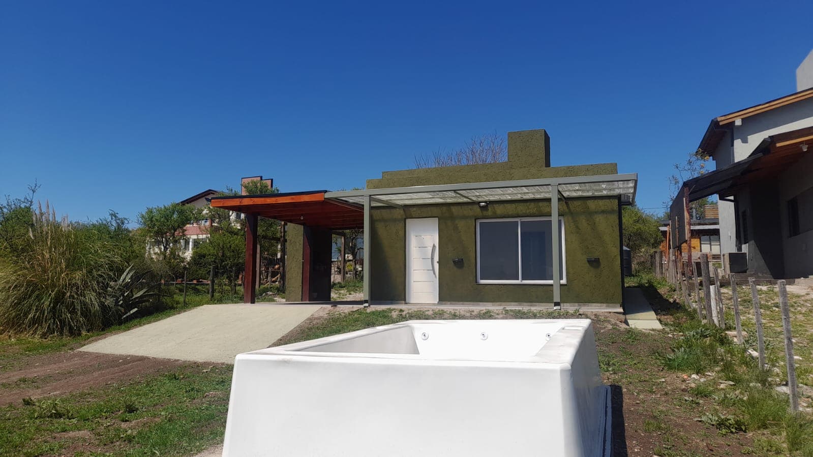 Hermosa Casa a estrenar en Santa Mónica