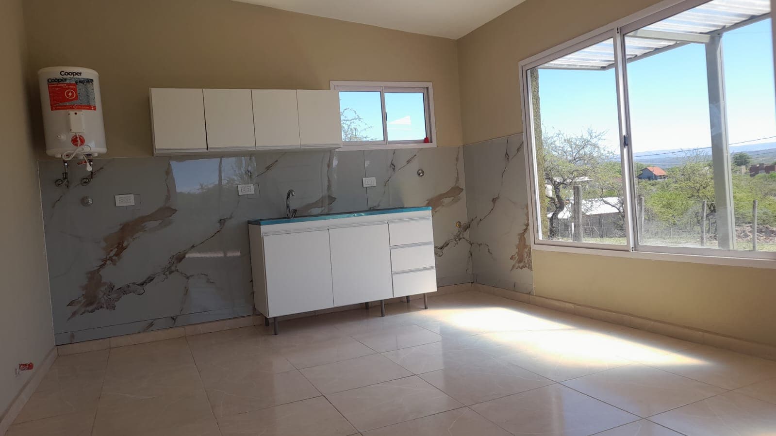 Hermosa Casa a estrenar en Santa Mónica