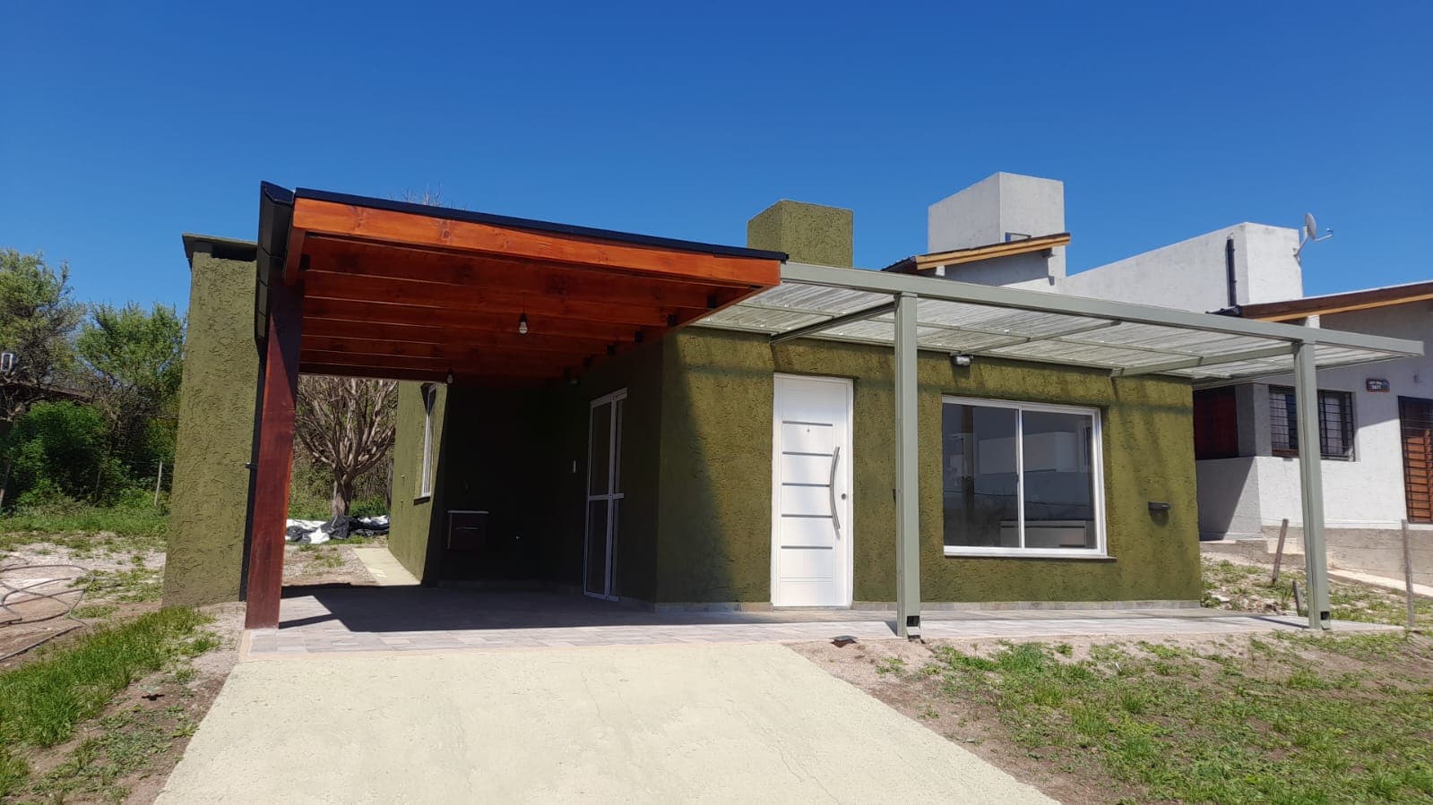 Hermosa Casa a estrenar en Santa Mónica