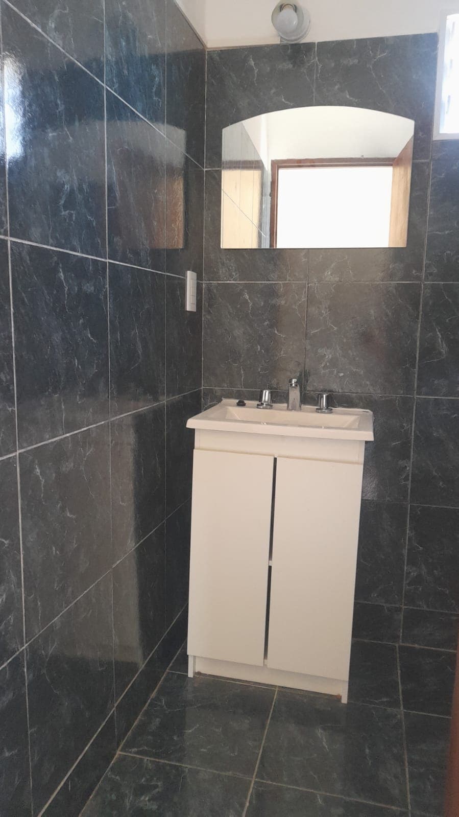 Hermosa Casa a estrenar en Santa Mónica